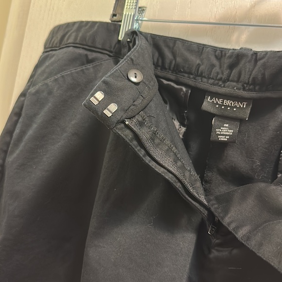 Lane Bryant Black Shorts Cotton/Spandex Blend. Size 28 - Picture 5 of 5